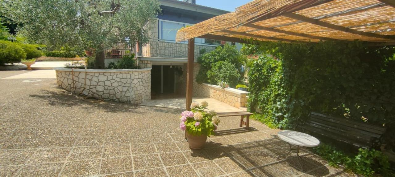 B & B La Mansarda Monopoli Exterior foto